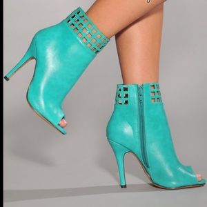 SEA GREEN LATTICE ACCENT BOOTS ❤️‍🔥